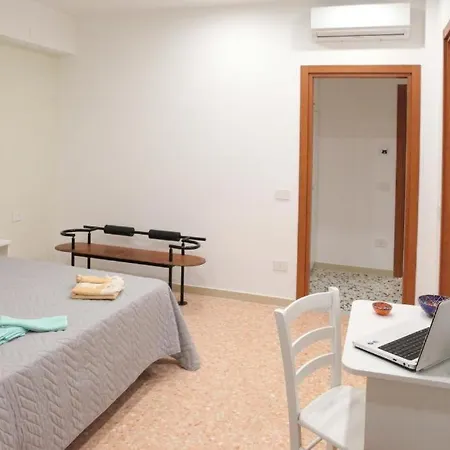 Maestra Giovanna Bed & Breakfast