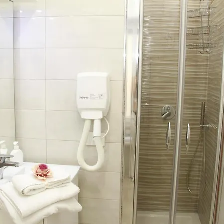 Maestra Giovanna B&B 3*